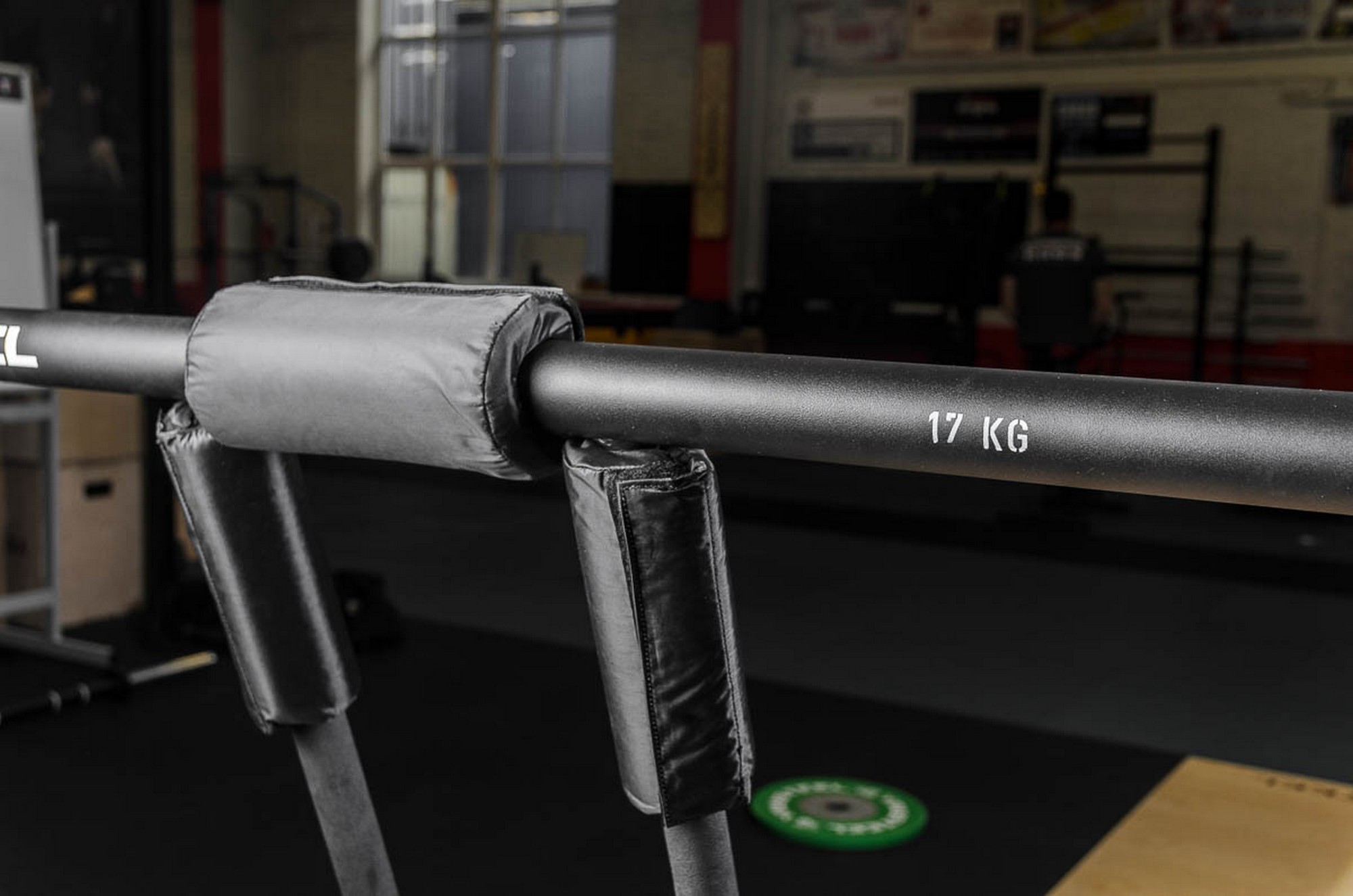 Гриф Безопасный (Хэдфилда) для приседа Yousteel Safety Squat Bar 20кг 2000_1325