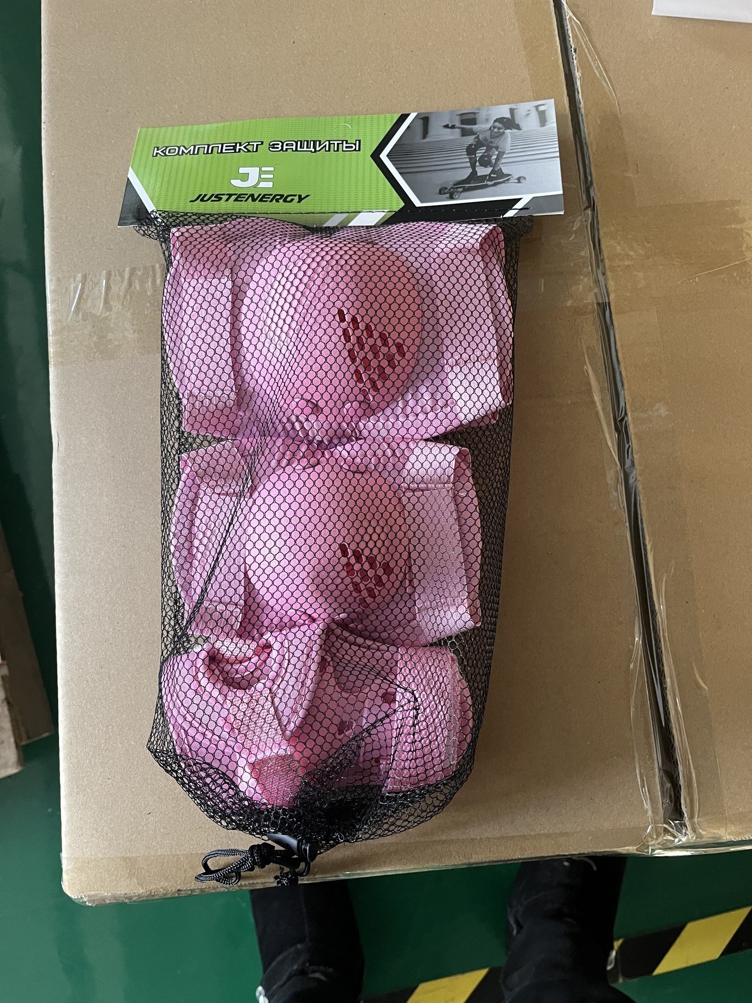 Защита RGX WX-PN05 розовый 1500_2000